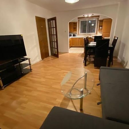 3 Bedroom Home-Inverkeithing Exterior photo